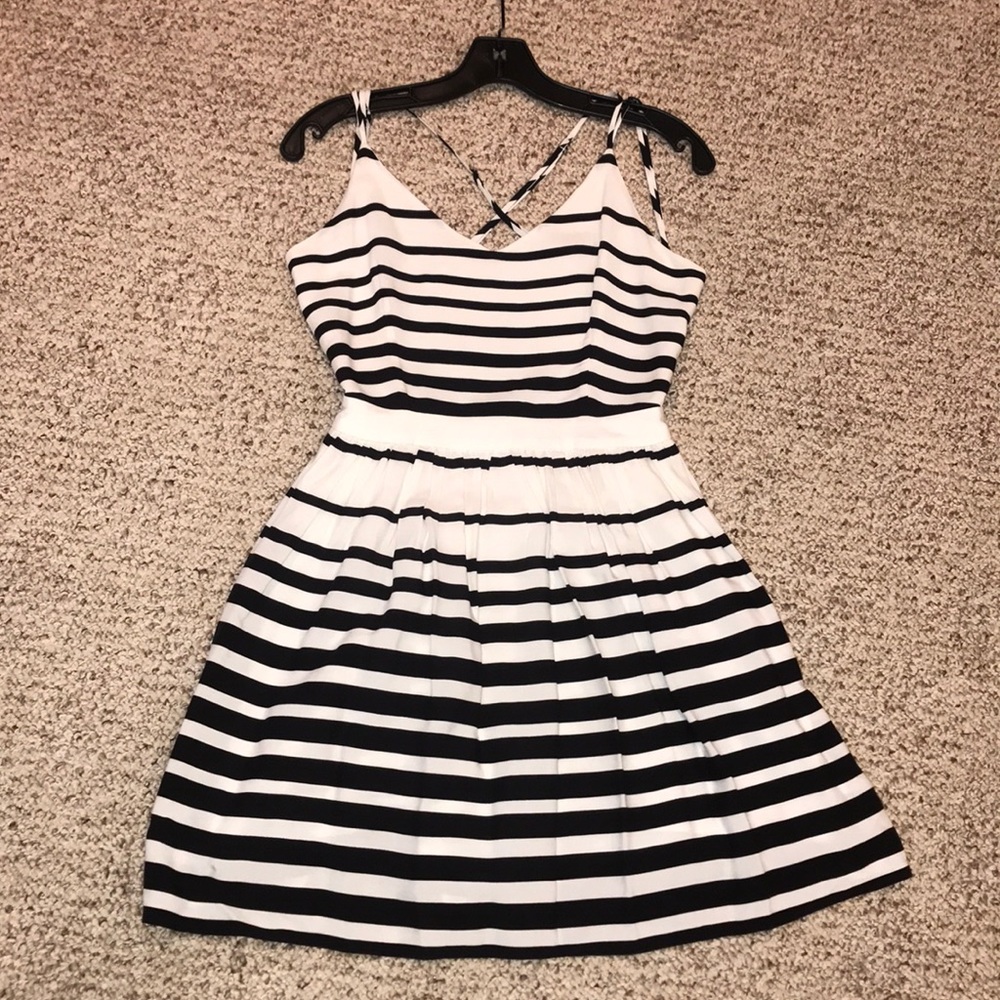 DV Black & White Striped Dress - Picture 3 of 9